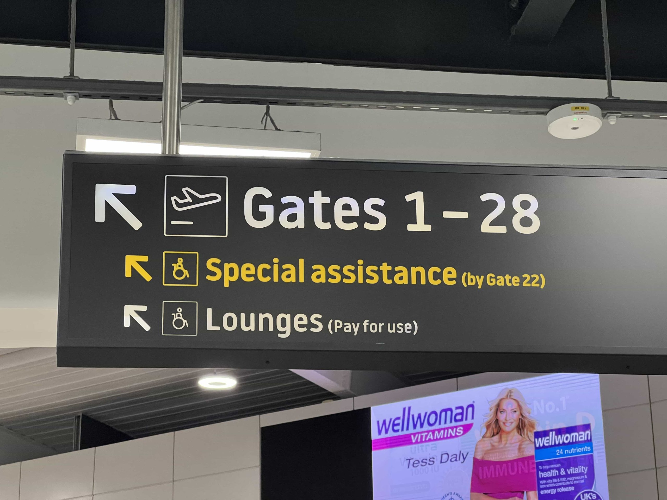 London Luton Airport  London Luton Airport to open two new lounges