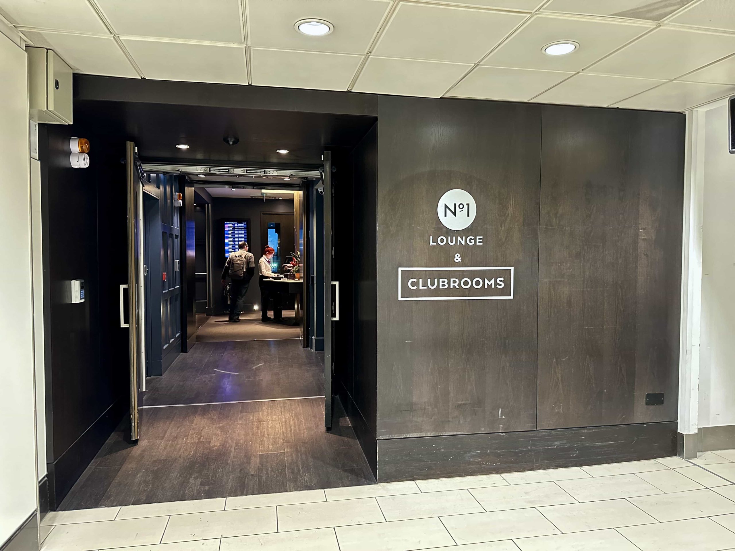 The entrance to the No1 Lounge and the Clubrooms lounge at Gatwick South Terminal
