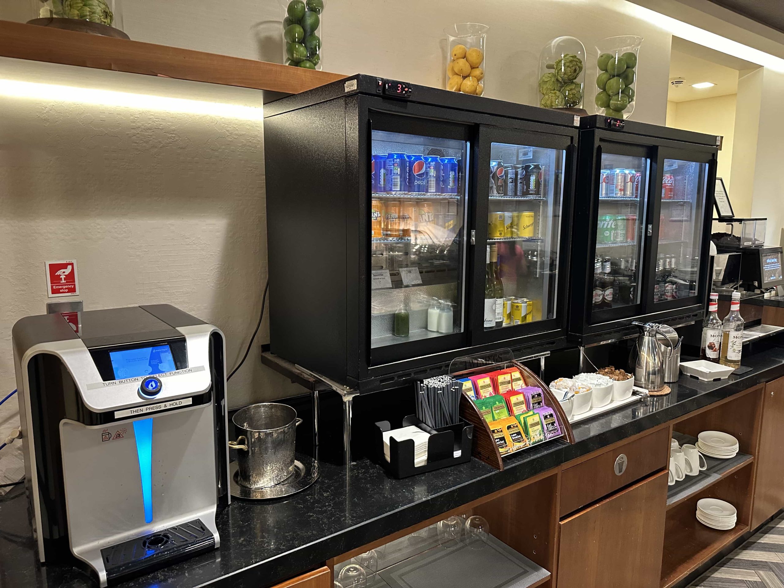 Fridges of soft drinks, plus a few smoothies, and alcoholic beverages. Also, a water dispenser, a coffee machine, and tea-making facilities